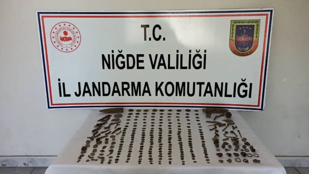 Bor'da Tarihi Eser Operasyonu: 290 Parça Ele Geçirildi