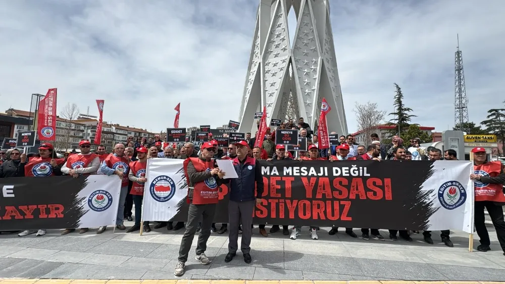 Eğitim-Bir-Sen’den Şiddete Karşı İş Bırakma Eylemi: 'Eğitimciler Sahipsiz Değildir'