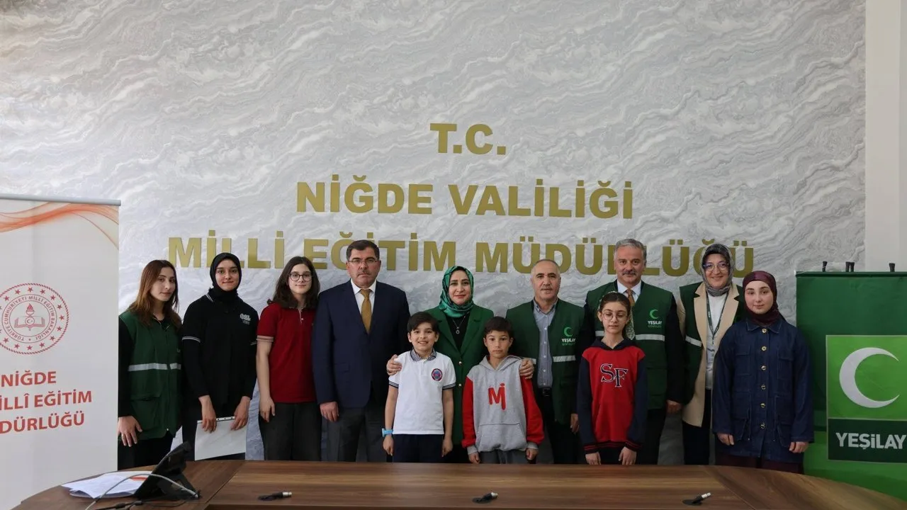 Niğde'de Dereceye Giren Öğrenciler Ödüllendirildi