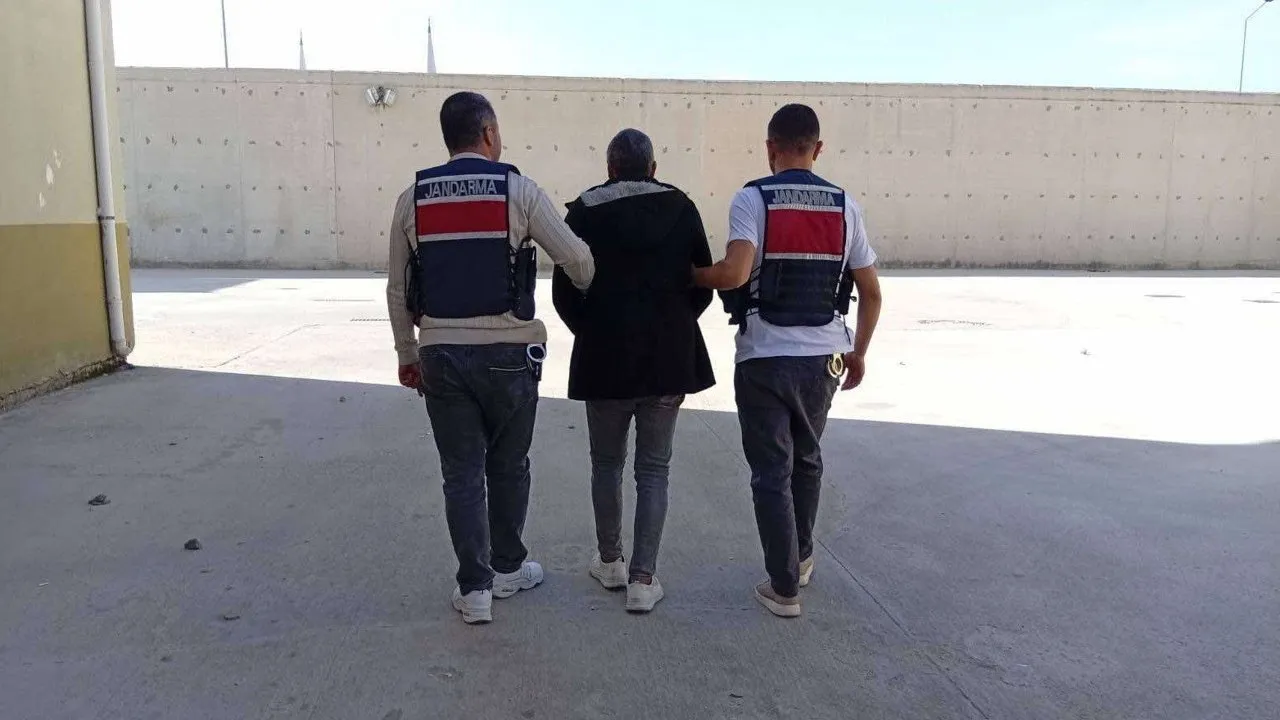 Uyuşturucu Ticareti Suçundan 11 Yıl Hapis Cezasına Çarptırılan İki Şahıs Yakalandı