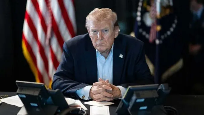 Trump'tan İran'a mesaj: Erken ayrılmayacağız