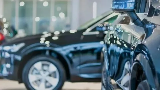Nisan Ayında En Çok Satan Otomobiller Açıklandı: Renault ve Volkswagen Öne Çıktı