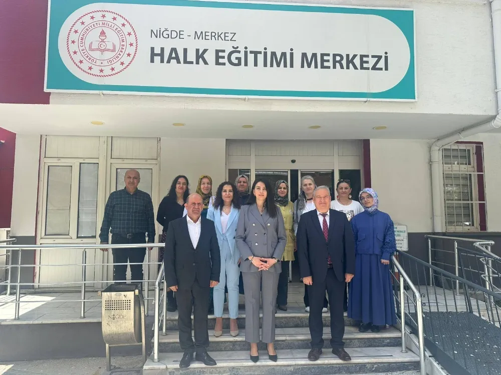 Hacer Akmeşe'den Halk Eğitim Kurslarına Ziyaret