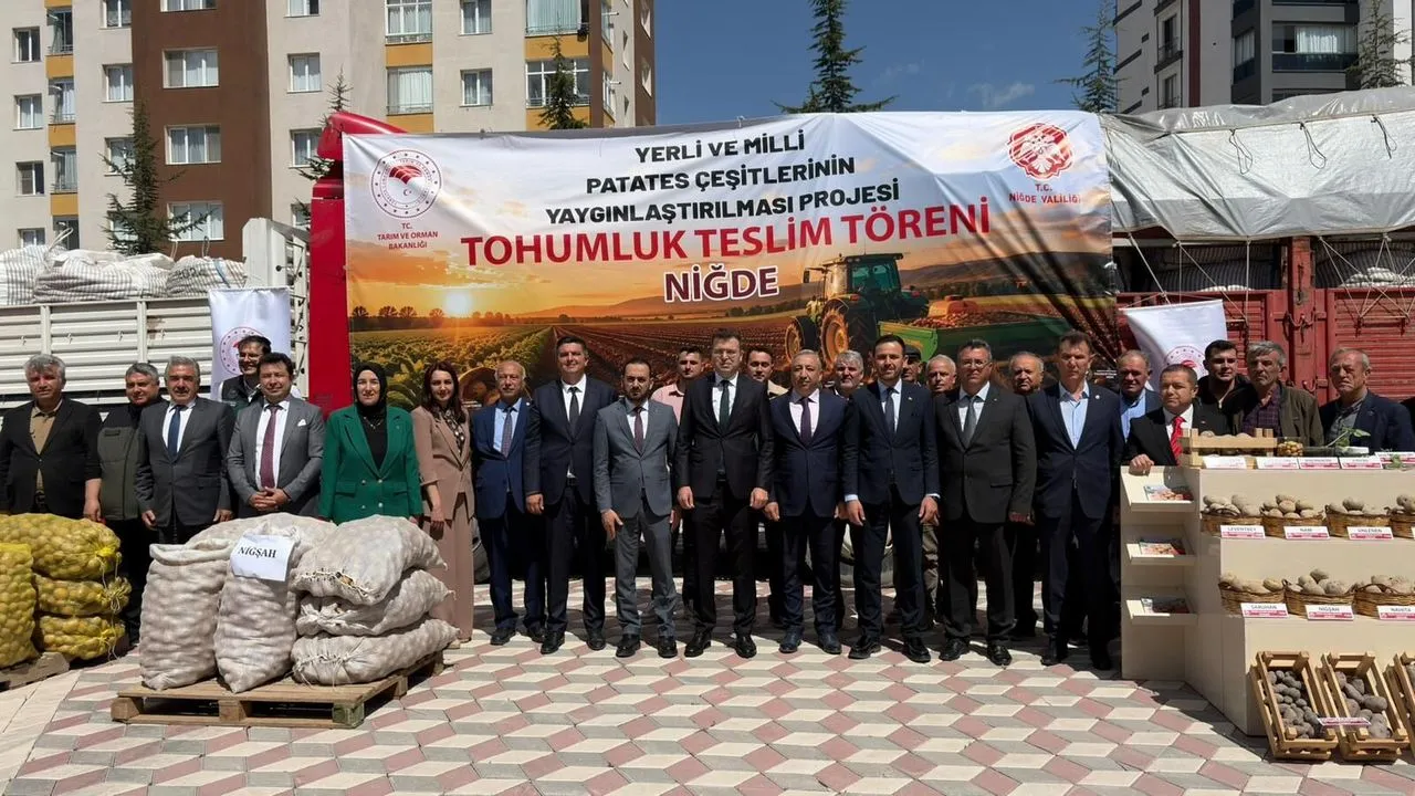 Niğde'de Üreticilere 60 Ton Yerli ve Milli Patates Tohumu Dağıtıldı